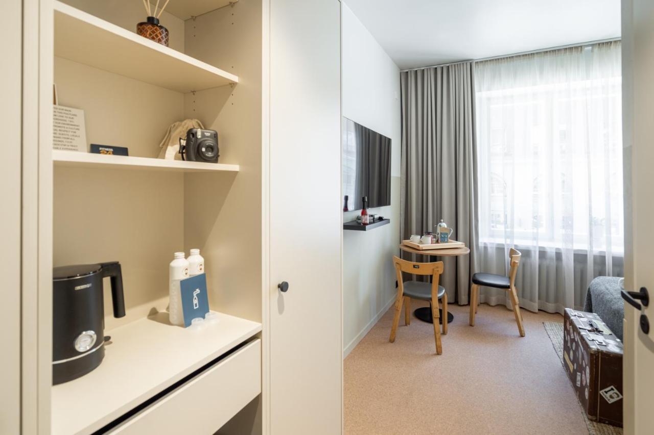 Bob W Kluuvi Hotel Helsinki Bagian luar foto